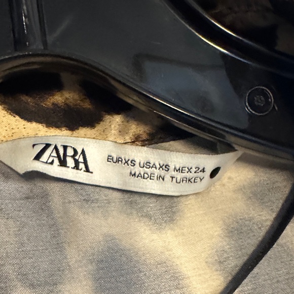 Zara Animal Print Blouse in Black and Brown - Picture 2 of 6